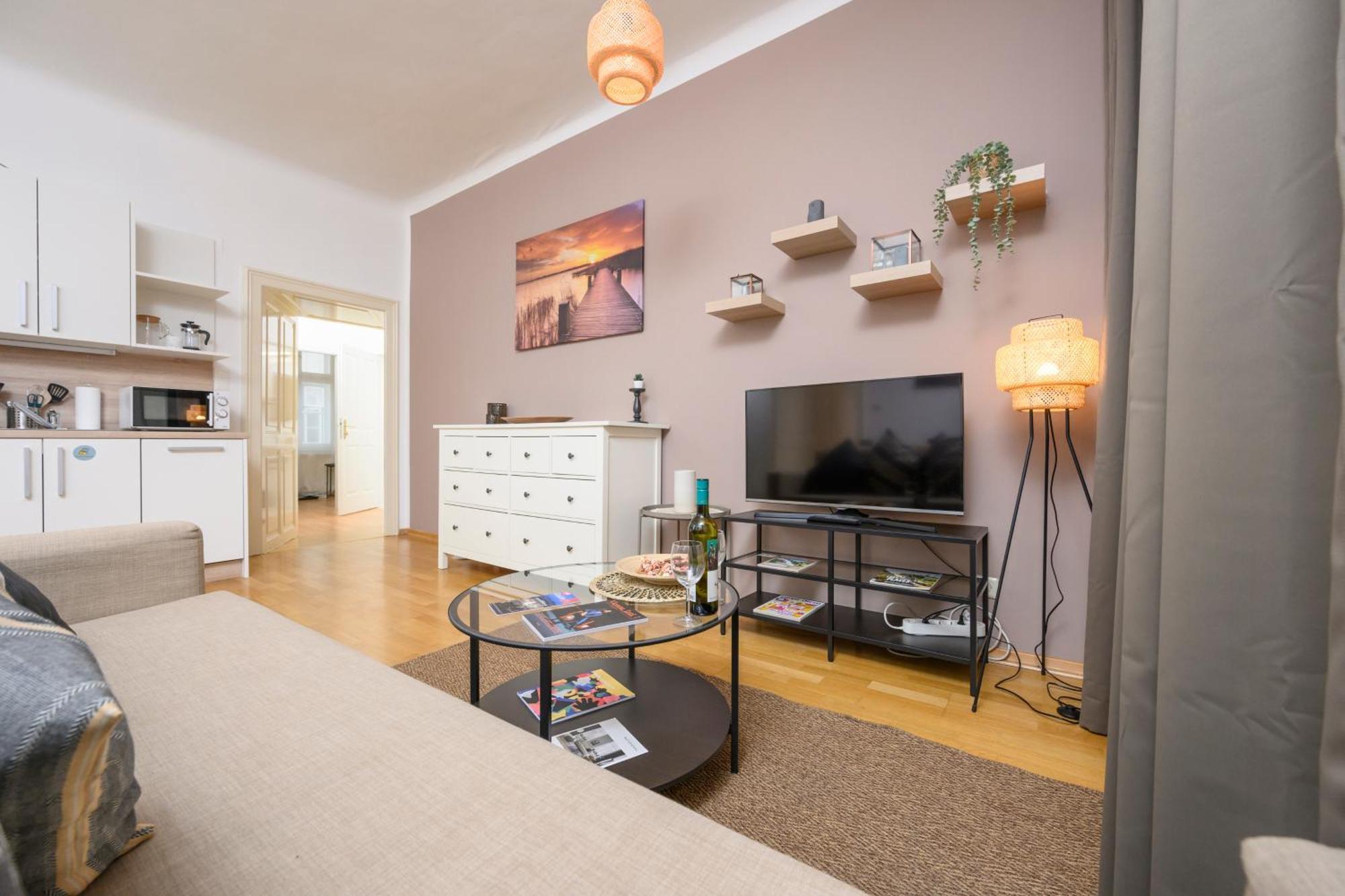 Central City Apartments Вена Экстерьер фото