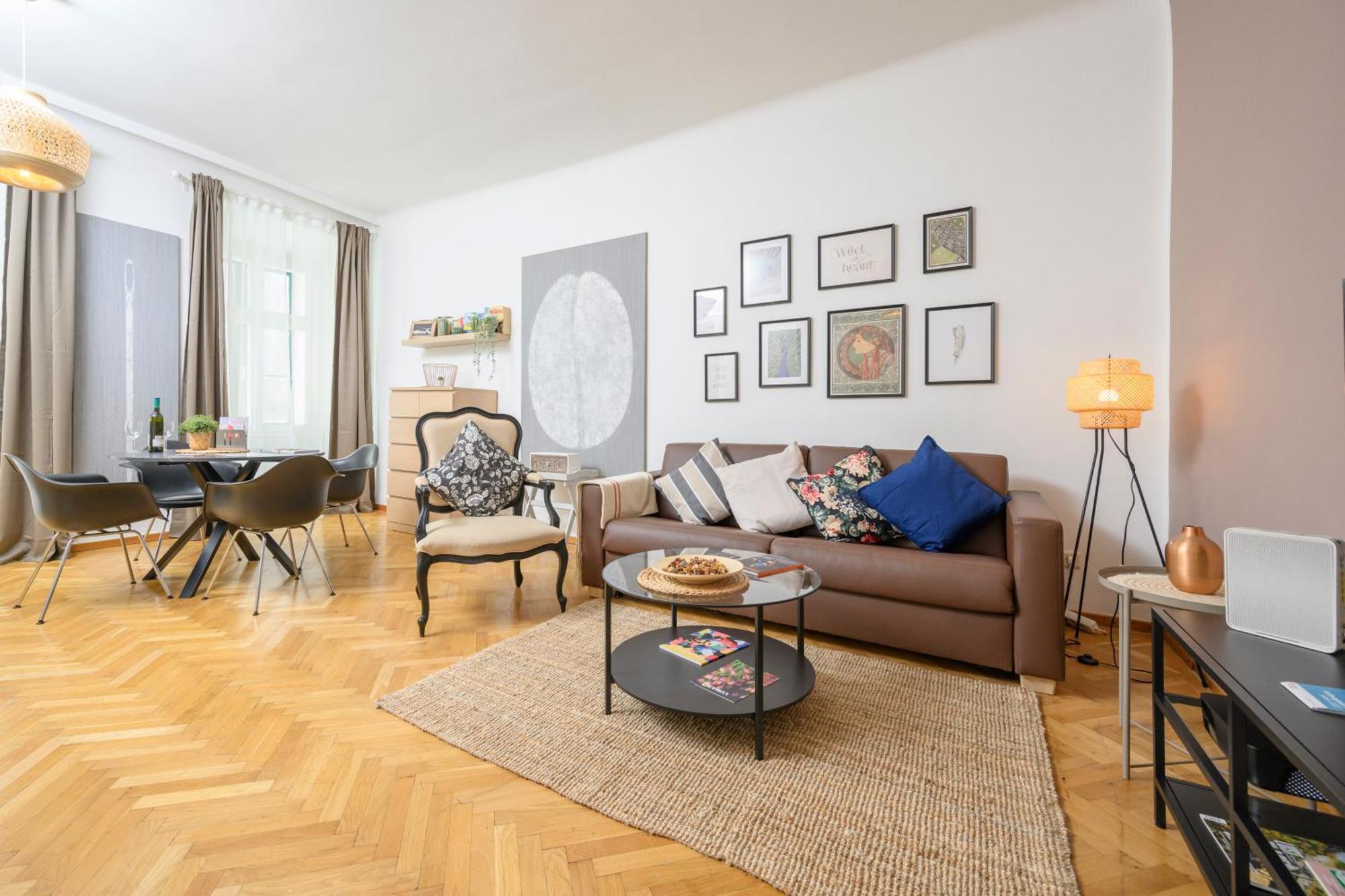 Central City Apartments Вена Экстерьер фото