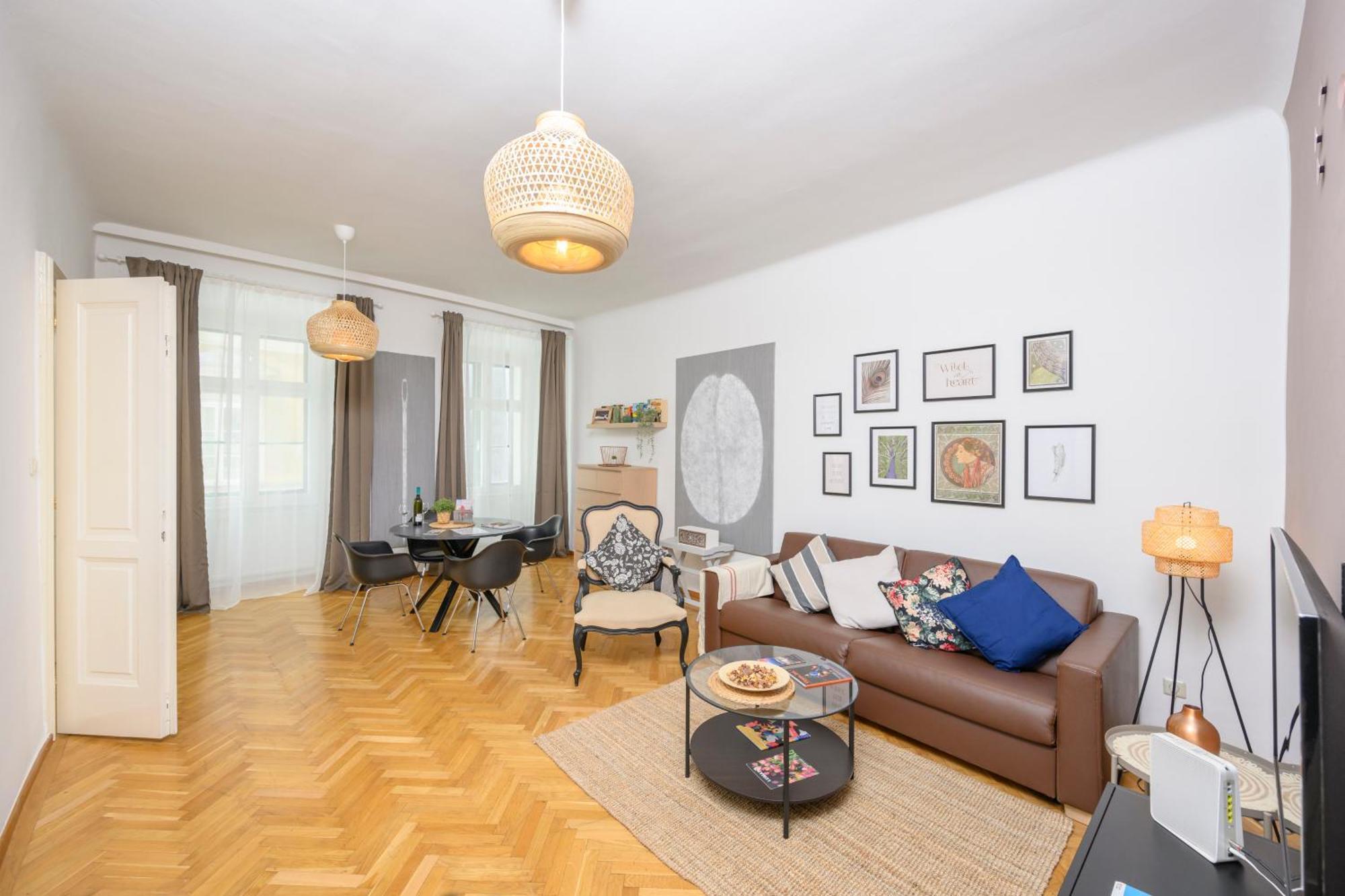 Central City Apartments Вена Экстерьер фото